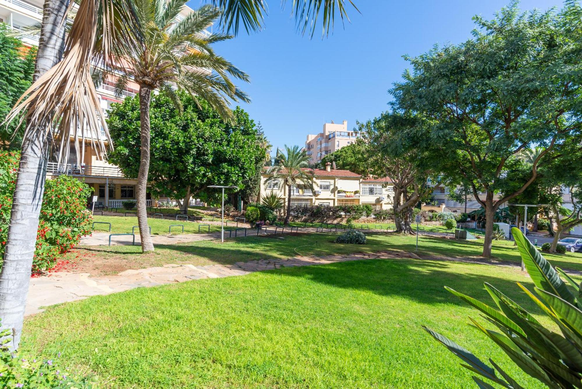 Beach Garden Apartment توريمولينوس المظهر الخارجي الصورة