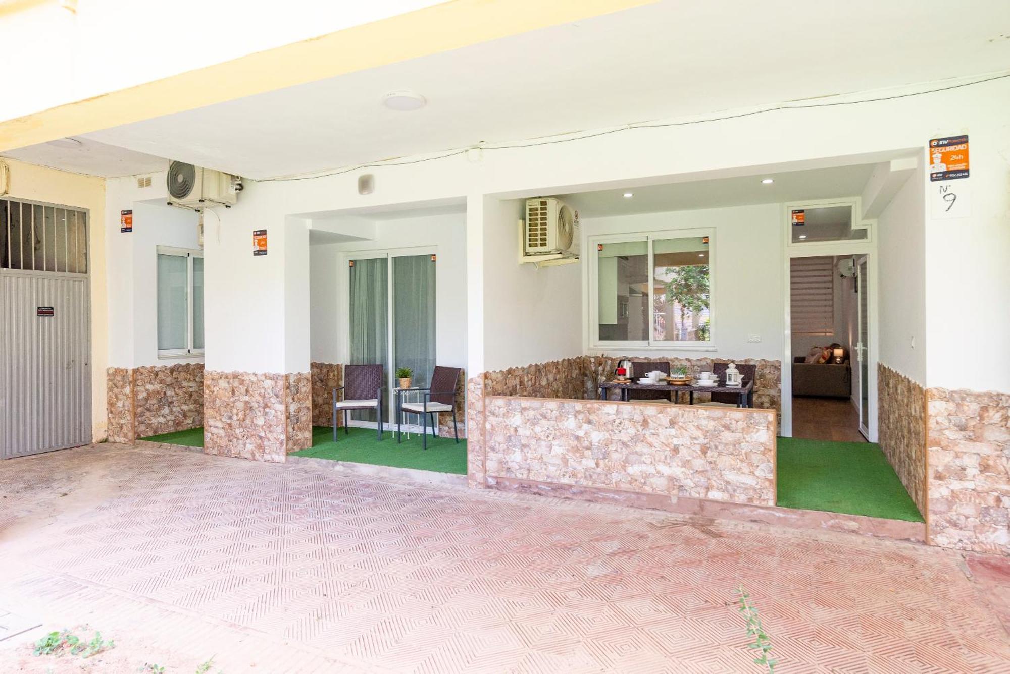 Beach Garden Apartment توريمولينوس المظهر الخارجي الصورة